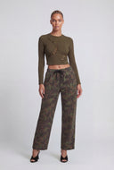 Kamiyah Hunter Camo Fleece Sweatpants