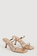 Toe Loop Slant Mid Heel Sandals