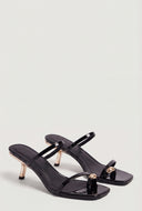 Toe Loop Slant Mid Heel Sandals