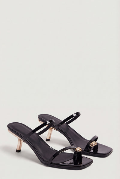 Toe Loop Slant Mid Heel Sandals