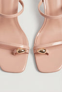 Toe Loop Slant Mid Heel Sandals
