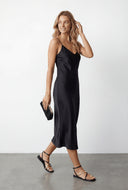 Asymmetrical Metallic Toe Loop Sandals