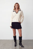 Brushed Knit Contrast Collar Sweater