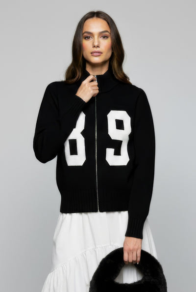 89 Ribbed Trim Knit Sweater