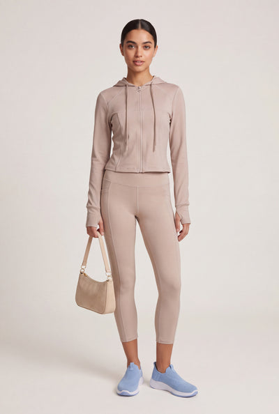 Davina Capri Leggings