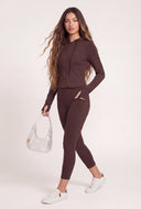 Davina Capri Leggings