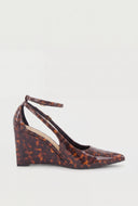 Pointed Toe Wedge Pumps